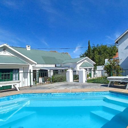 Koo Karoo Guest Lodge And Self Catering モンタギュー エクステリア 写真