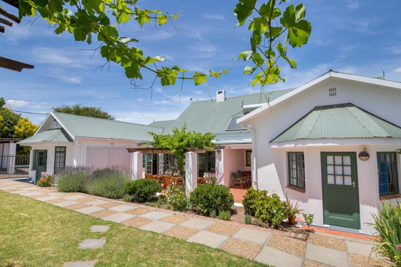 Koo Karoo Guest Lodge And Self Catering モンタギュー エクステリア 写真