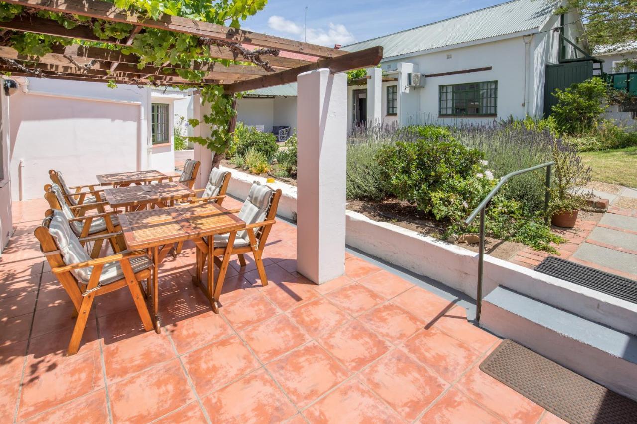 Koo Karoo Guest Lodge And Self Catering モンタギュー エクステリア 写真