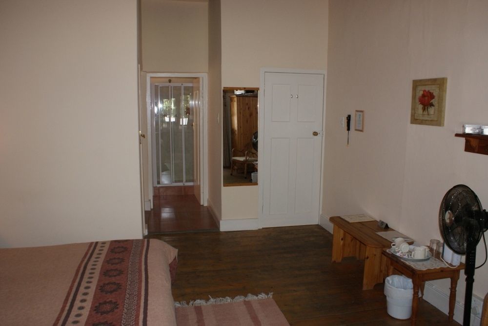 Koo Karoo Guest Lodge And Self Catering モンタギュー エクステリア 写真