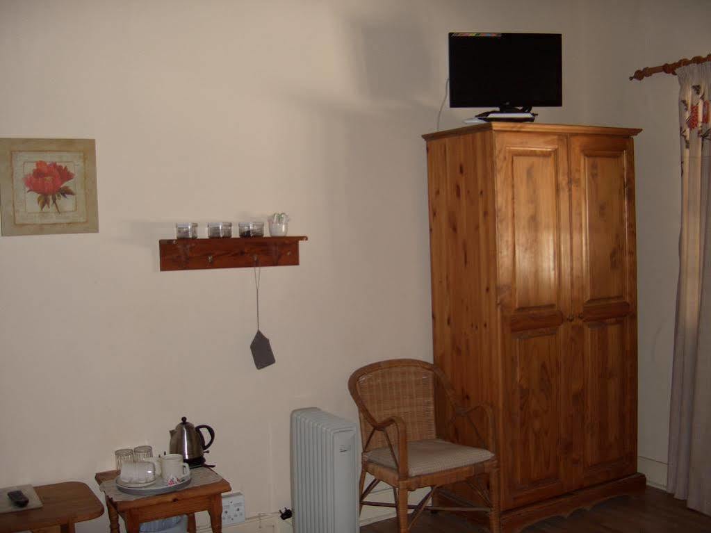 Koo Karoo Guest Lodge And Self Catering モンタギュー エクステリア 写真